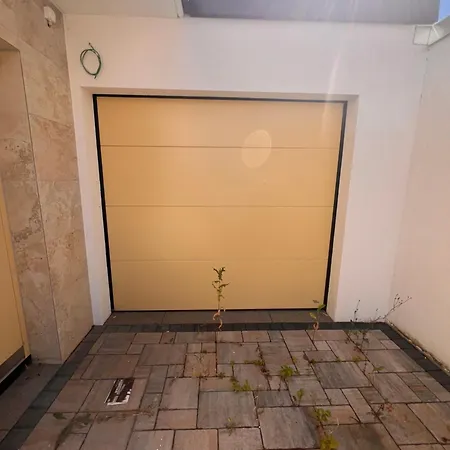 Muesluem Offenbach 아파트